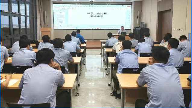 【精密设备】充电赋能 发展一线青年员工技术培训